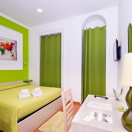B&B Villa Le Palme Meta Bagian luar foto