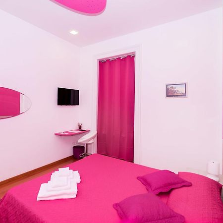 B&B Villa Le Palme Meta Bagian luar foto