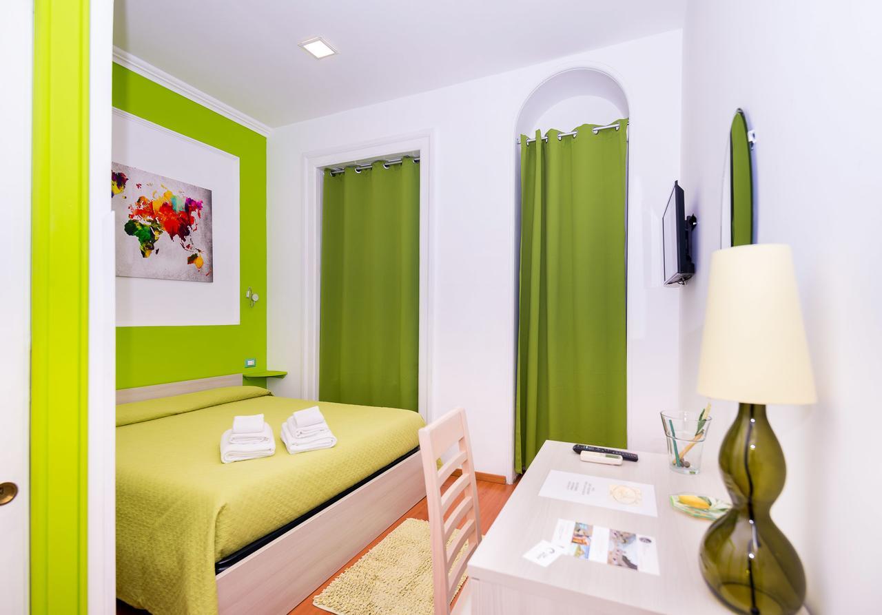 B&B Villa Le Palme Meta Bagian luar foto