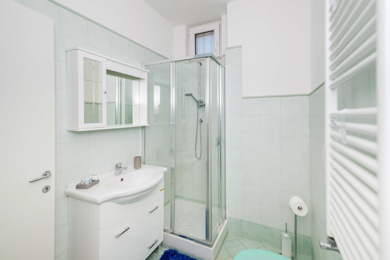 B&B Villa Le Palme Meta Bagian luar foto