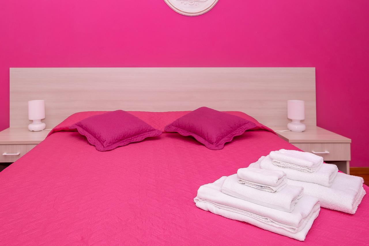 B&B Villa Le Palme Meta Bagian luar foto