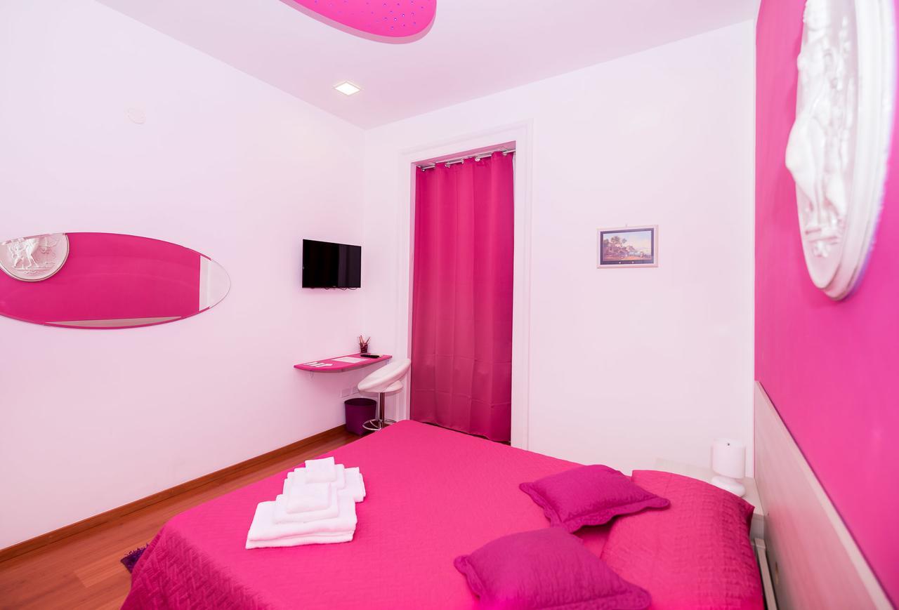 B&B Villa Le Palme Meta Bagian luar foto
